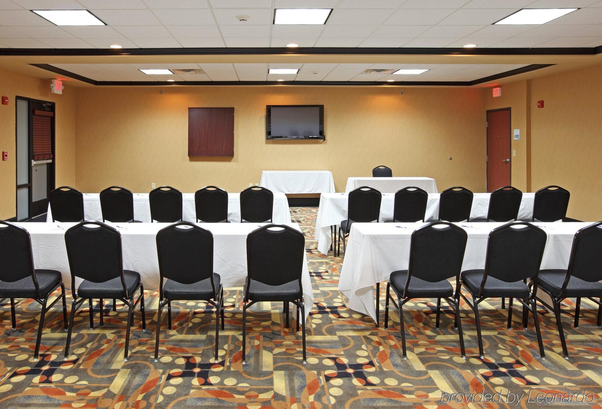 Holiday Inn Express Hotel & Suites Texarkana East By Ihg Exteriör bild
