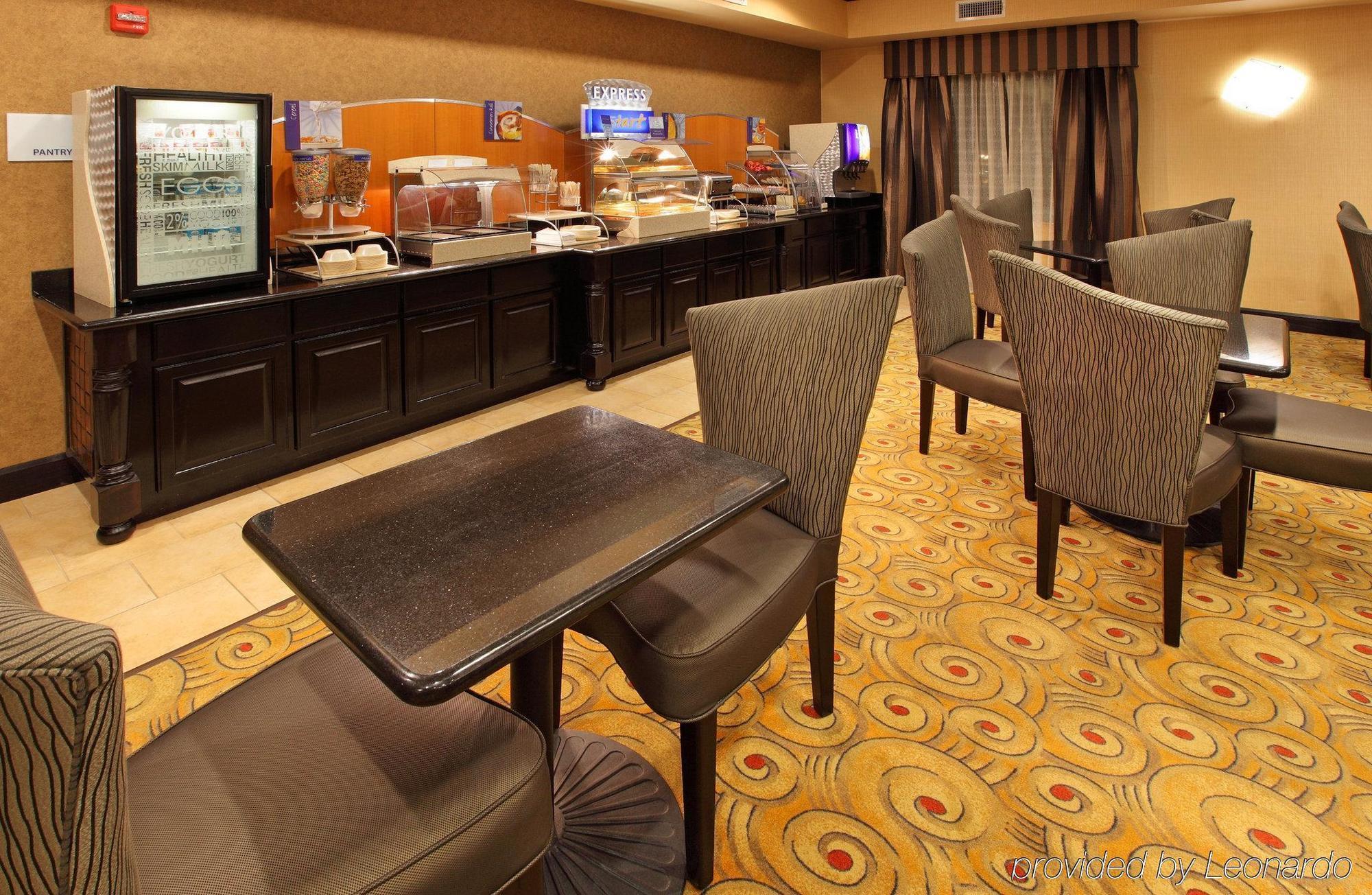 Holiday Inn Express Hotel & Suites Texarkana East By Ihg Exteriör bild