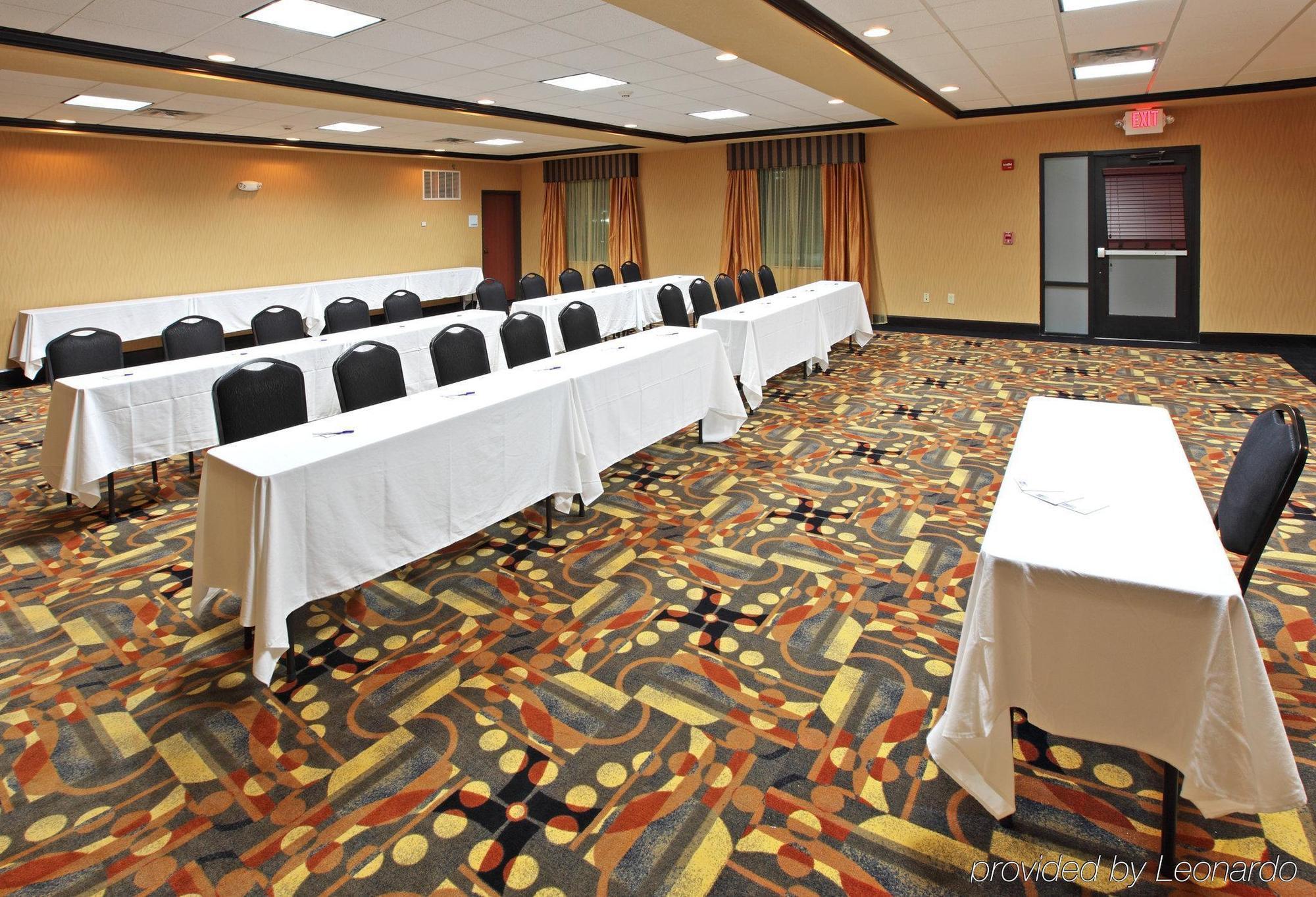 Holiday Inn Express Hotel & Suites Texarkana East By Ihg Bekvämligheter bild